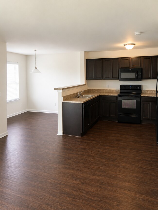 Building Photo - 54 Hasty Point Rd