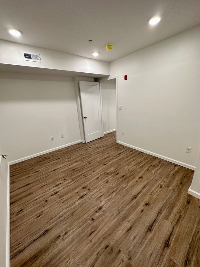 Building Photo - 4224 Brown St