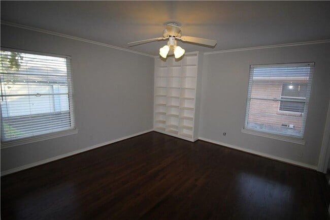 Building Photo - 3 Bedroom, 2 Bath Home in Lakewood!
