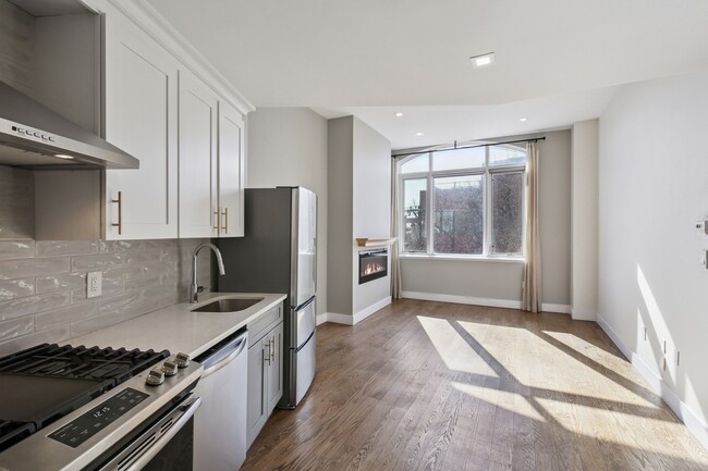 Building Photo - 120 Sherman Ave