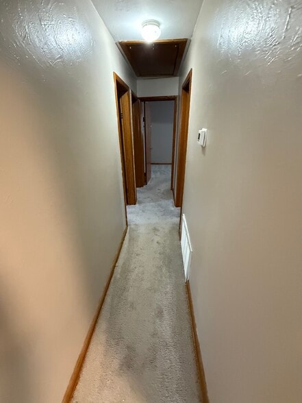 Building Photo - 906 19th St