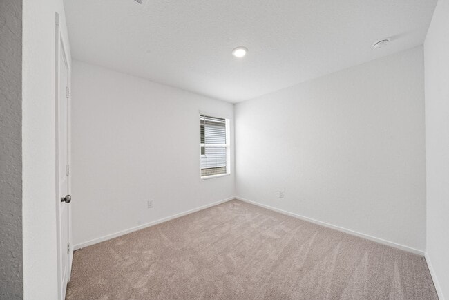 Building Photo - 241 Tahoe Ave