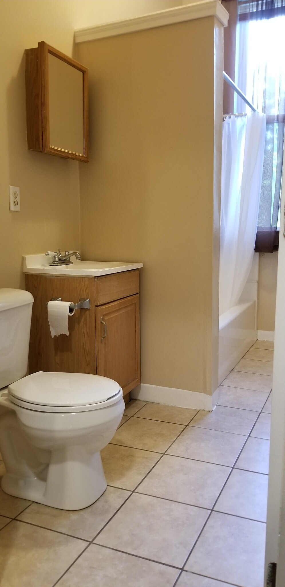 Bathroom - New toilet - 338 Pawtucket St