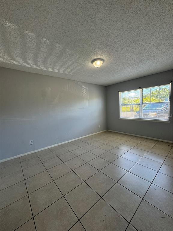 Building Photo - 1000 S Semoran Blvd