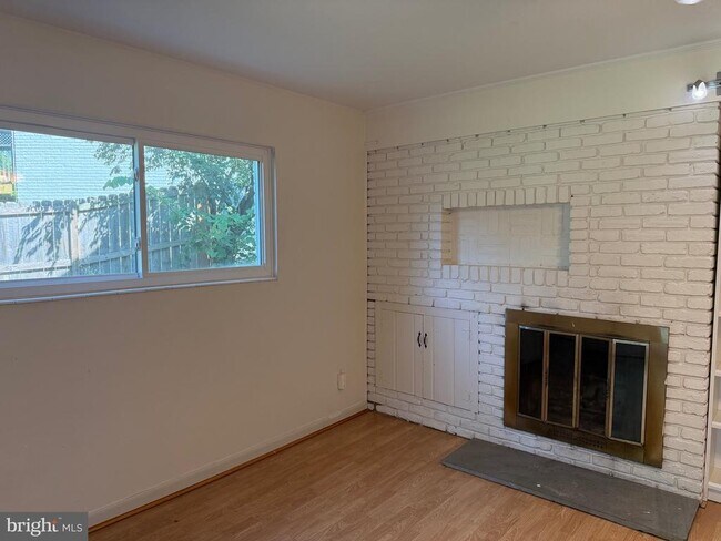 Building Photo - 5628 Alta Vista Rd