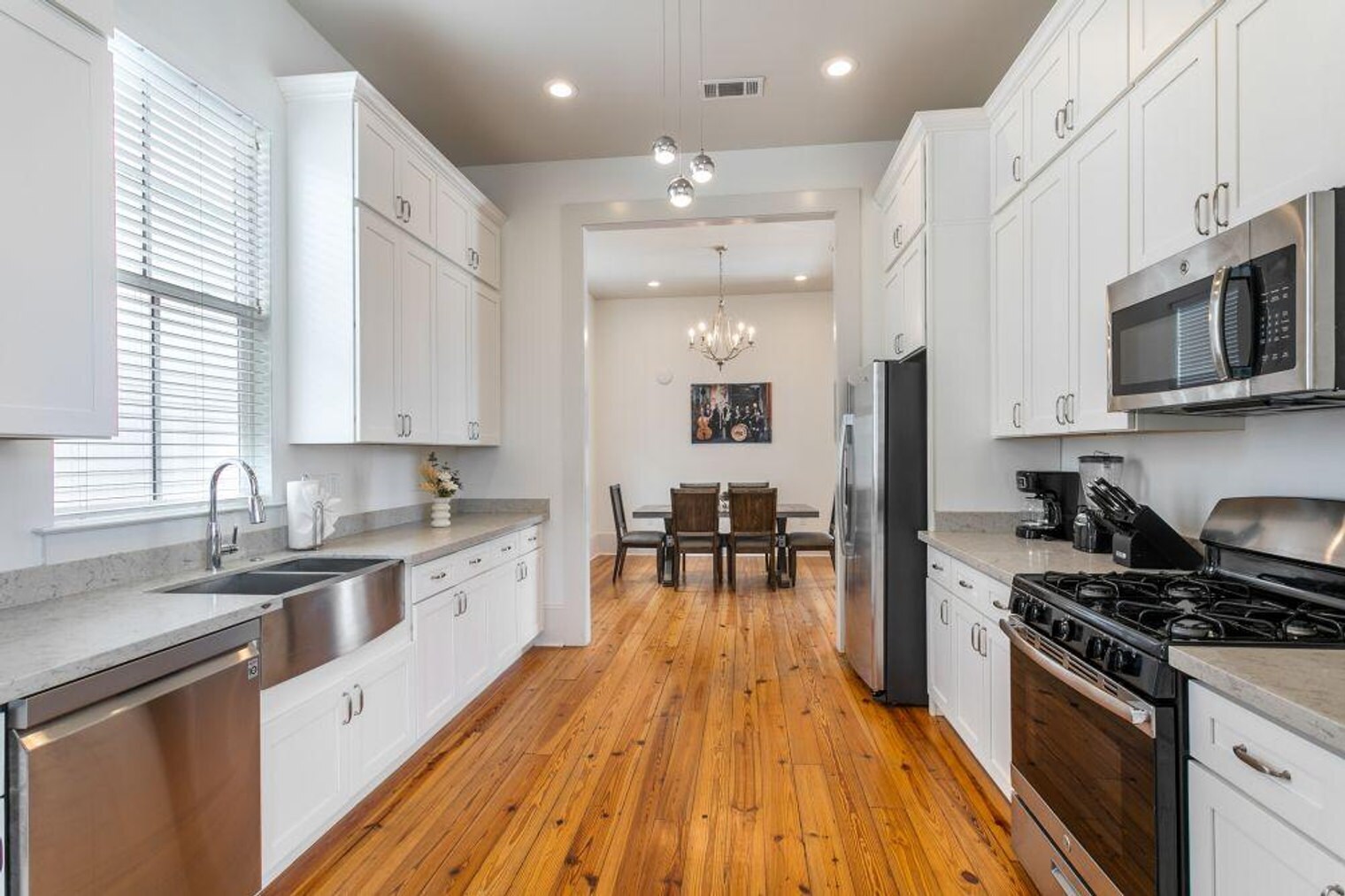 Building Photo - 1501 Robert C. Blakes Sr. Dr