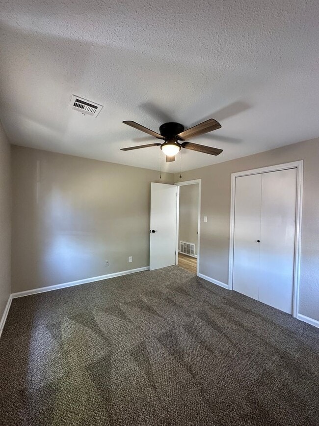 Building Photo - Modern Updates Meet Comfort in This Move-In Ready 3BR Home. Available for Rent or Rent To Own!
