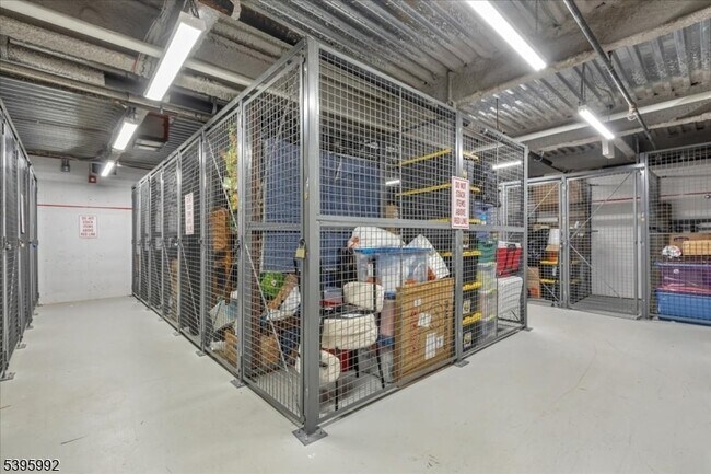 Building Photo - 7 Prospect St