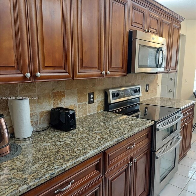 Building Photo - 12501 SW 14th St