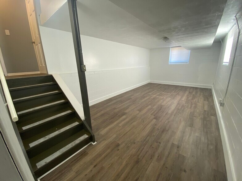Building Photo - 2654 N 93rd Street