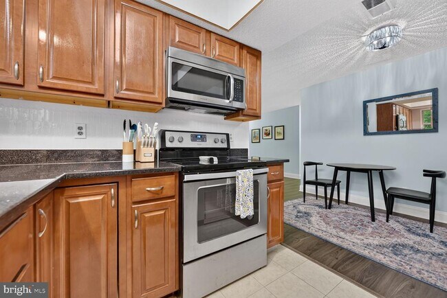 Building Photo - 12103 Green Ledge Ct