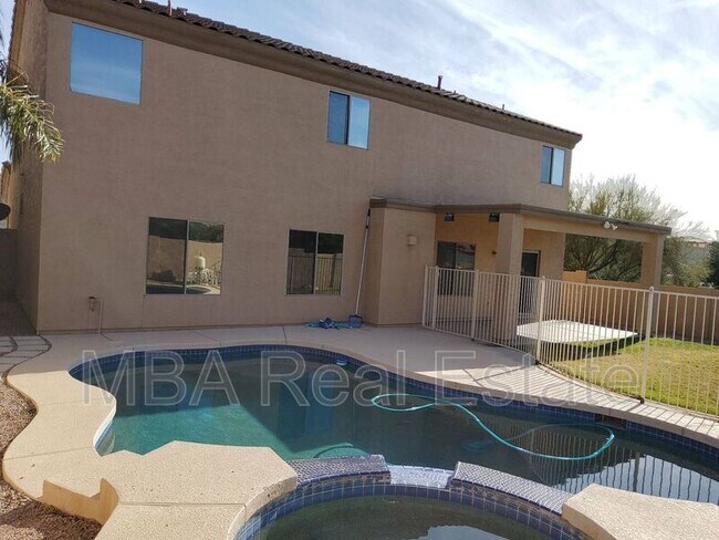 Building Photo - 6434 W Hackamore Dr