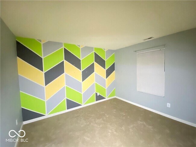Building Photo - 5221 Bombay Dr