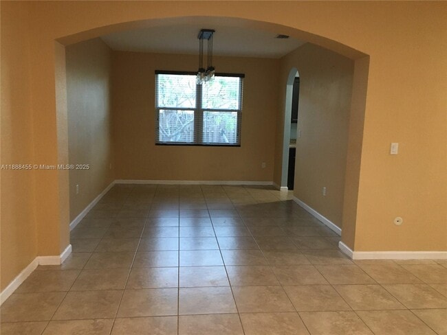 Building Photo - 25145 SW 119th Ave