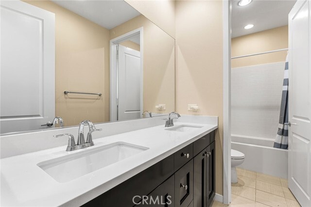 Building Photo - 102 Marisol St