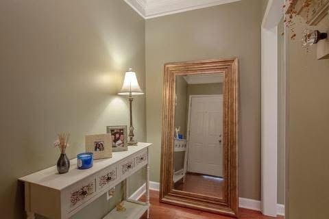 Building Photo - 2310 Elliott Ave