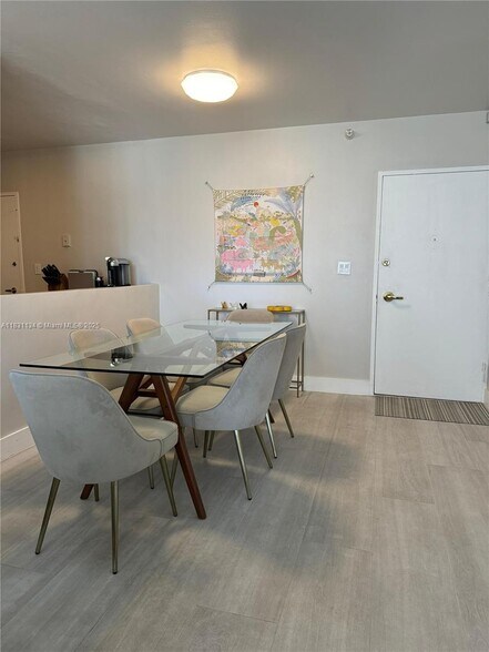 Building Photo - 5700 Collins Ave