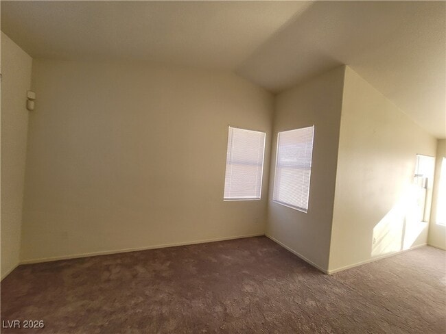 Building Photo - 25 Newburg Ave