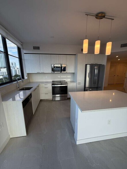 Building Photo - 79 NW 31st St