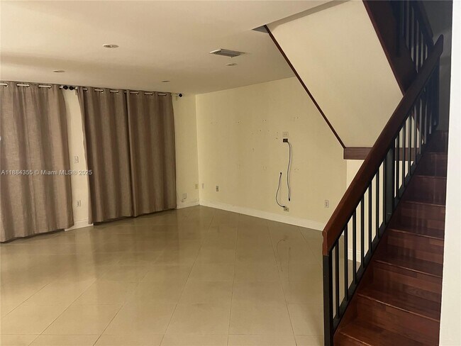 Building Photo - 10270 NW 46th St