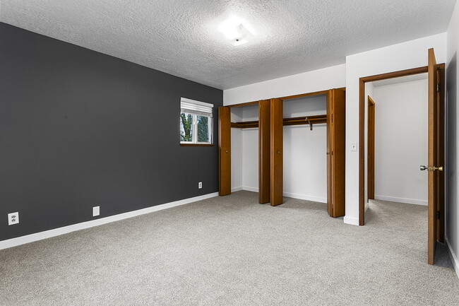 Building Photo - 11400 SW Terra Linda St