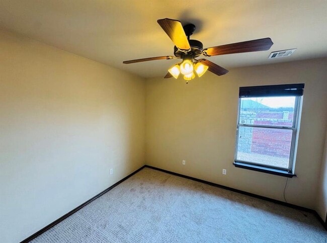 Building Photo - 2400 NW 151st St