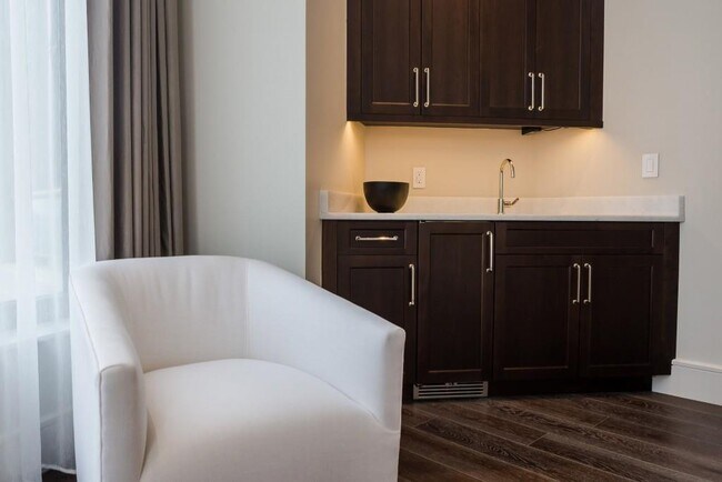 Building Photo - 3376 Peachtree Rd NE