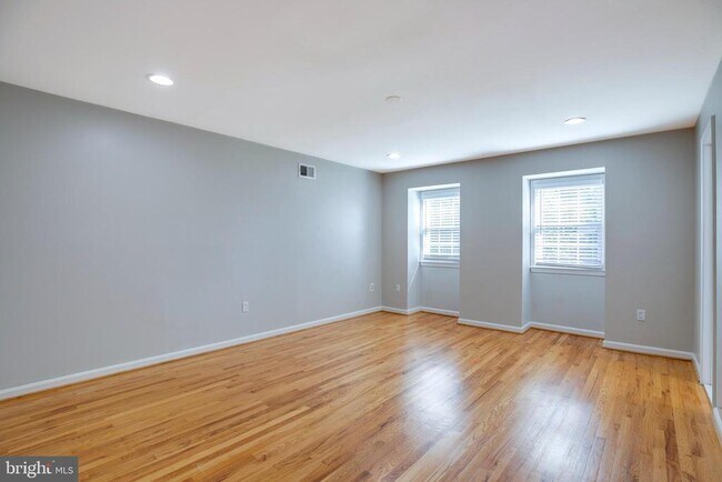 Building Photo - 1208 Forestwood Dr
