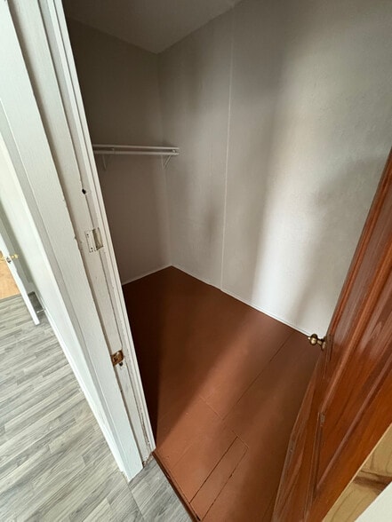 Building Photo - 925 Minnesota St