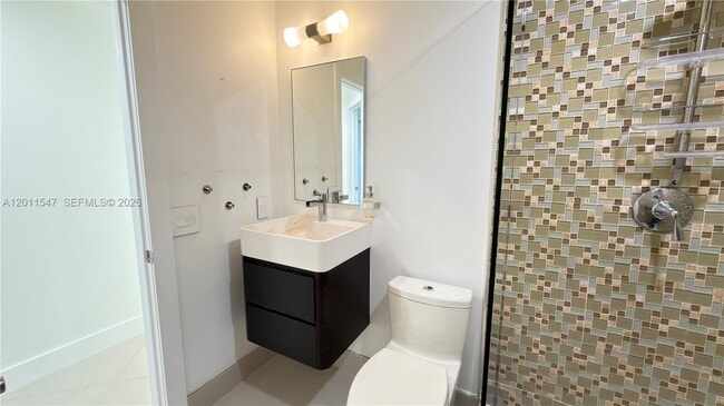 Building Photo - 3767 Oak Ridge Cir