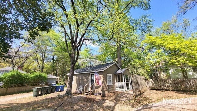 Building Photo - 512.5 S Boylan Ave