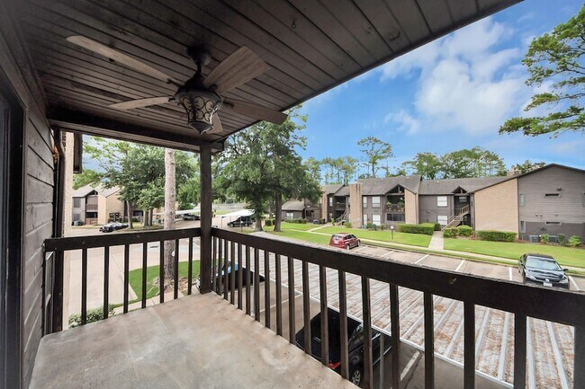 Building Photo - 12755 Mill Ridge Dr