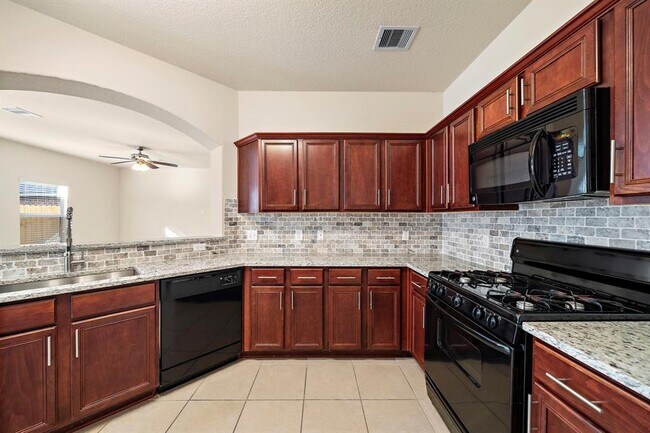 Building Photo - 2407 Lacyberry St