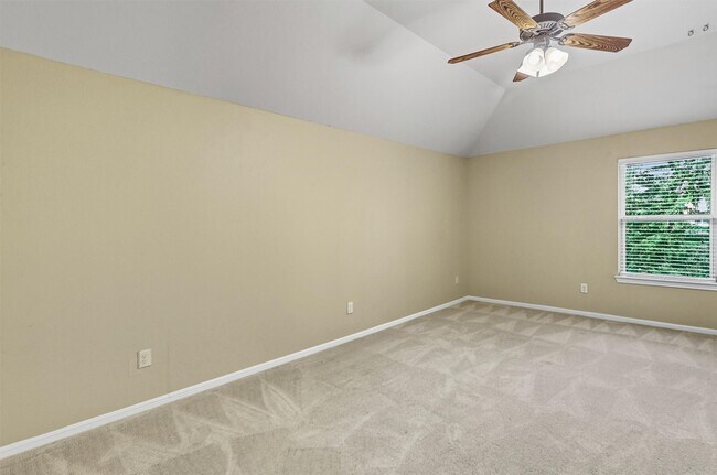 Building Photo - 18 Wyndehaven Lakes Drive