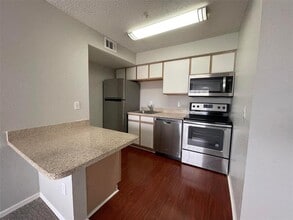 Building Photo - 2206 Antigua Pl
