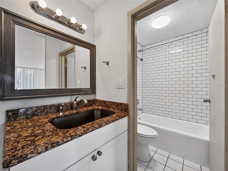 Building Photo - 7900 S Orange Blossom Trl