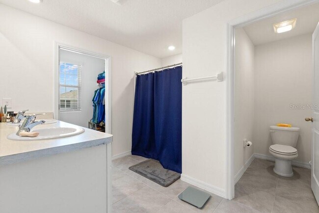 Building Photo - 5439 Logan Cave Ave