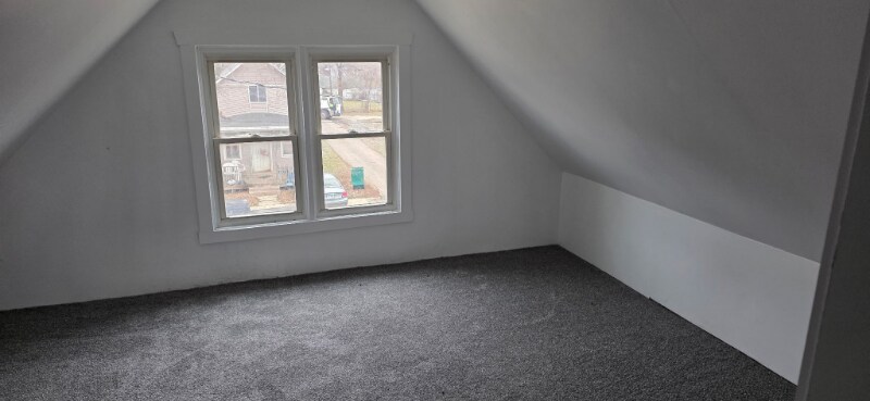 Building Photo - 1831 S Westmoreland Ave