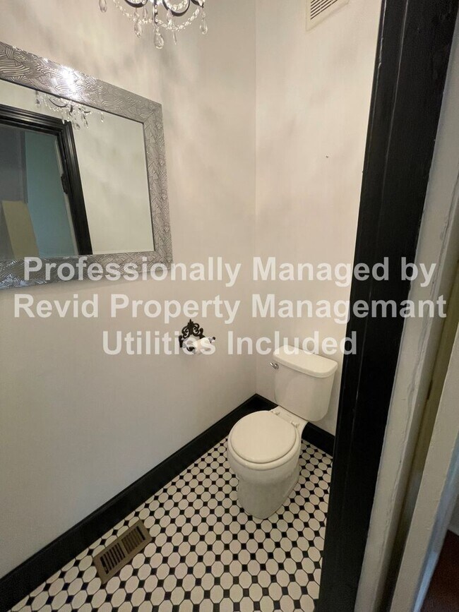 Building Photo - 1287 Harbert Ave