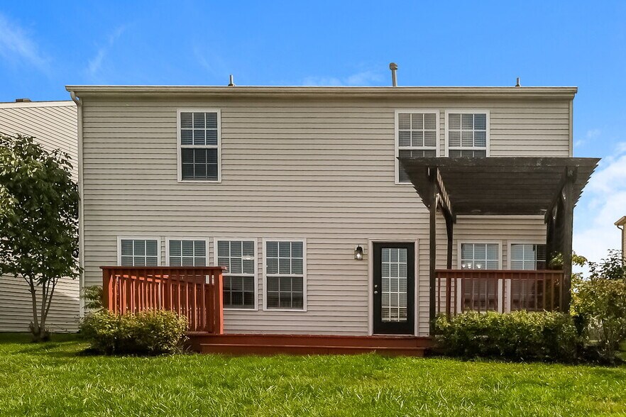 Building Photo - 9498 W Midnight Dr