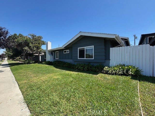 Building Photo - 17132 Emerald Ln