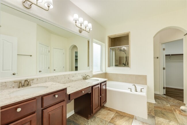 Building Photo - 3505 Firenze Dr