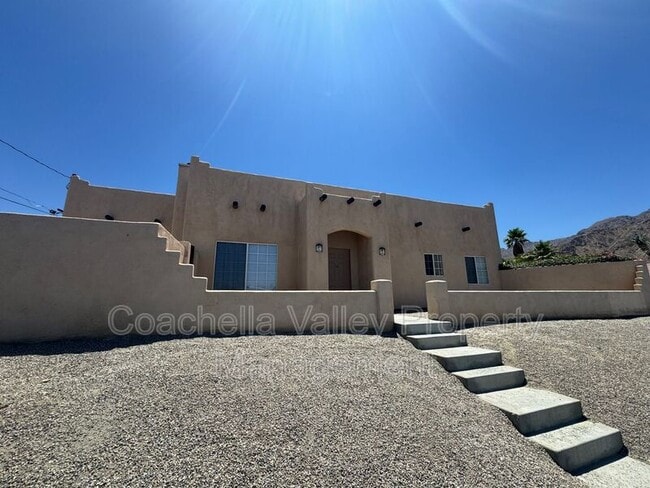 Primary Photo - 53750 Avenida Alvarado