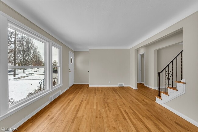 Building Photo - 23760 Puritan Ave