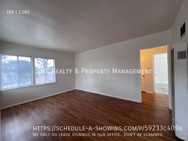 Building Photo - 4423 N Bellflower Blvd