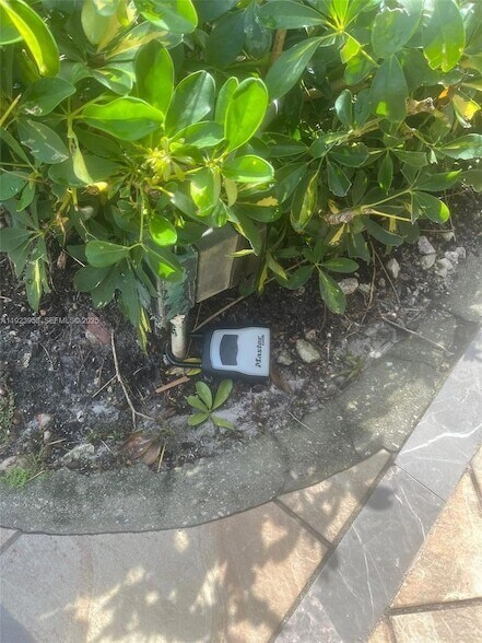 Building Photo - 3821 Environ Blvd