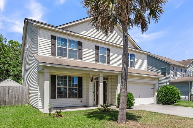 Building Photo - Beautiful & Bright 5BR Home with Large Bac...