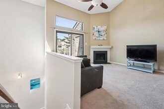 Building Photo - 502 Gregorys Way