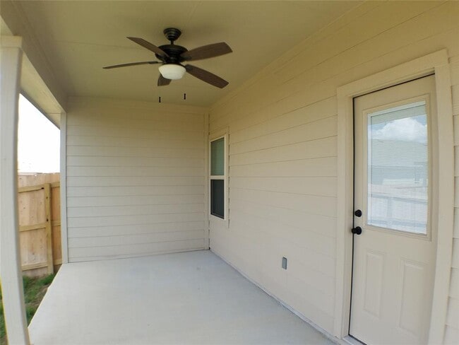 Building Photo - 119 Samuel Dr