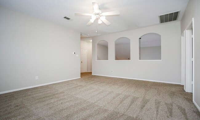 Building Photo - 27131 Sunset Pines Dr